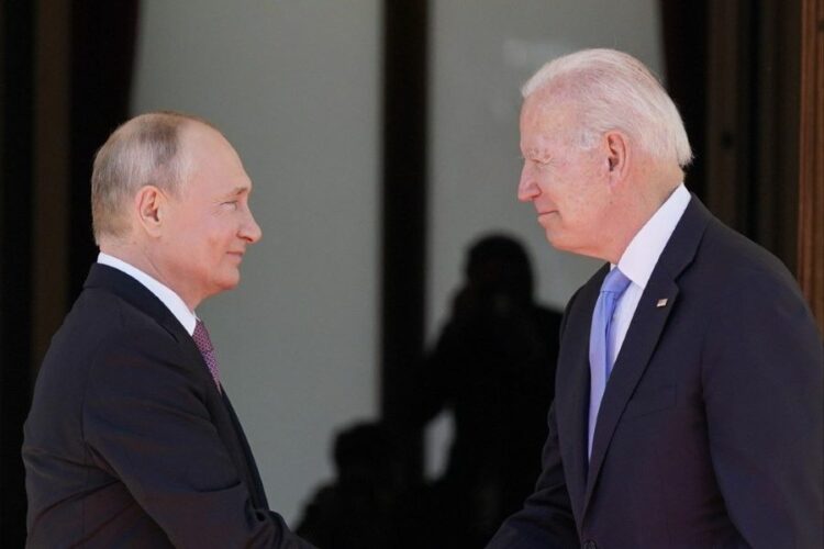 Ουκρανική κρίση: Μπάιντεν και Πούτιν αποδέχτηκαν την πρόταση για Σύνοδο Κορυφής