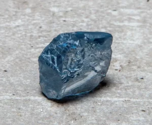 Το μεγαλύτερο και πολυτιμότερο μπλε διαμάντι βγαίνει στο σφυρί από τον οίκο Sotheby's