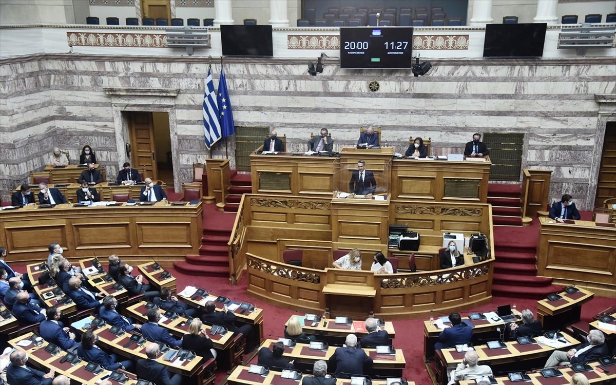 Βουλή: Ευρύτερη πλειοψηφία εξασφαλίζει το νομοσχέδιο για την ενίσχυση της αμυντικής θωράκισης της χώρας