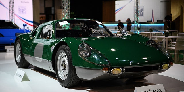 Δημοπρατείται η διάσημη Porsche 904 GTS του Robert Redford