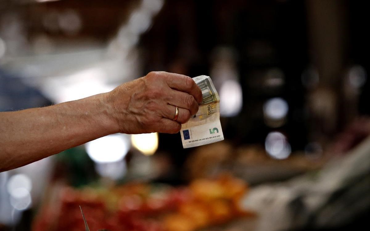 ΟΟΣΑ: Σημαντική αύξηση στο κατά κεφαλήν εισόδημα στην Ελλάδα