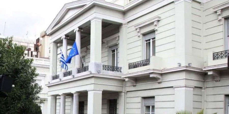 Τι προβλέπει ο σχεδιασμός για τους Έλληνες πολίτες και ομογενείς μπροστά στο ενδεχόμενο ρωσικής εισβολής