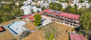 Grand Chalet: Για 4η φορά σε πλειστηριασμό το ιστορικό ξενοδοχείο