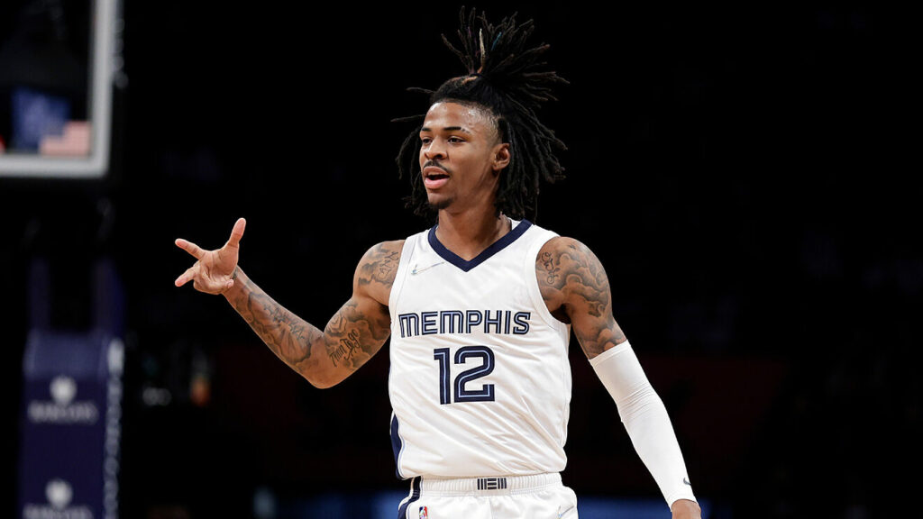 Ο Τζα Μοράντ «καρφώνει» την κορυφή του Top 10 του NBA