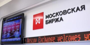 "Μη επενδύσιμη" η Ρωσία, προς κατάργηση από το δείκτη MSCI