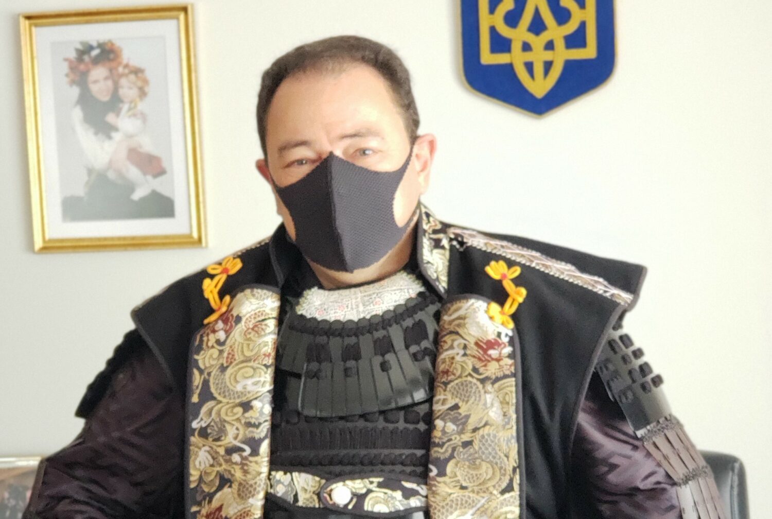 Ο Ουκρανός «Σαμουράι» πρέσβης στην Ιαπωνία δείχνει στη Ρωσία ότι «δεν μασάει»