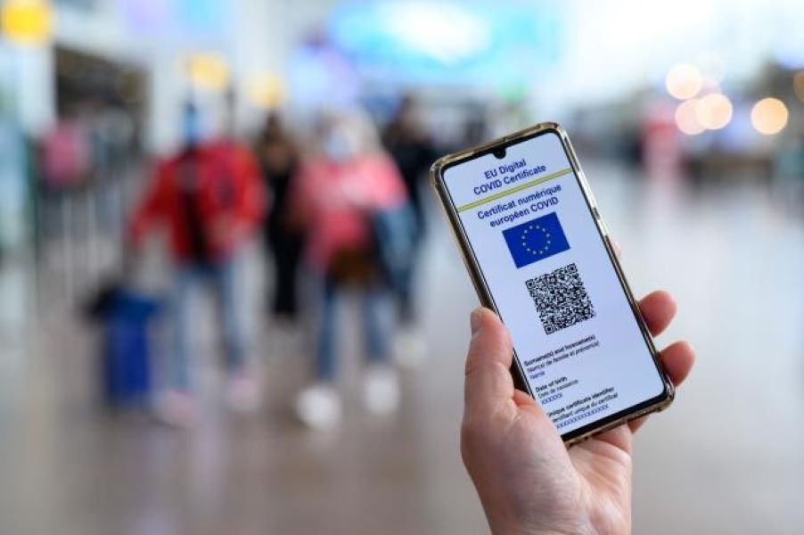 Πλεύρης: Χωρίς τεστ η είσοδος στην Ελλάδα για όσους έχουν ευρωπαϊκό πιστοποιητικό εμβολιασμού