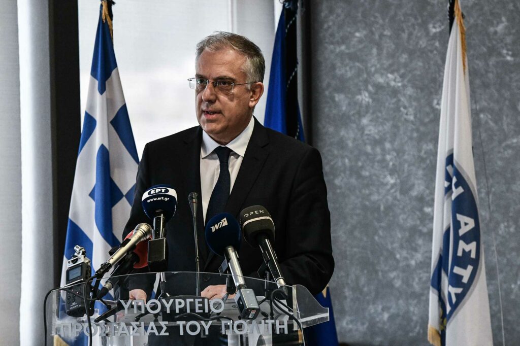 Θεοδωρικάκος: Εντός της ημέρας θα εκδοθεί διεθνές ένταλμα σύλληψης για τον 20χρονο