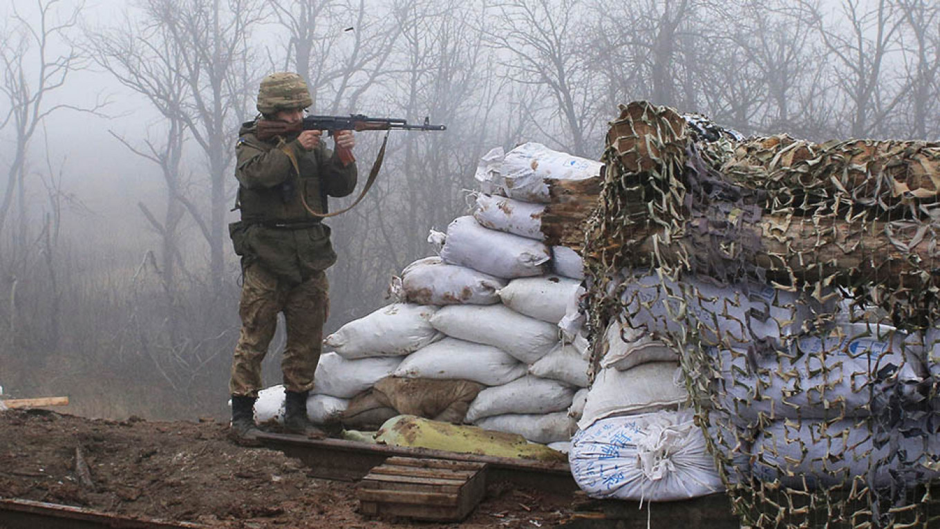Ουκρανία: Οι φιλορώσοι αυτονομιστές υποστηρίζουν ότι άνοιξαν πυρ εναντίον τους Ουκρανοί στρατιώτες