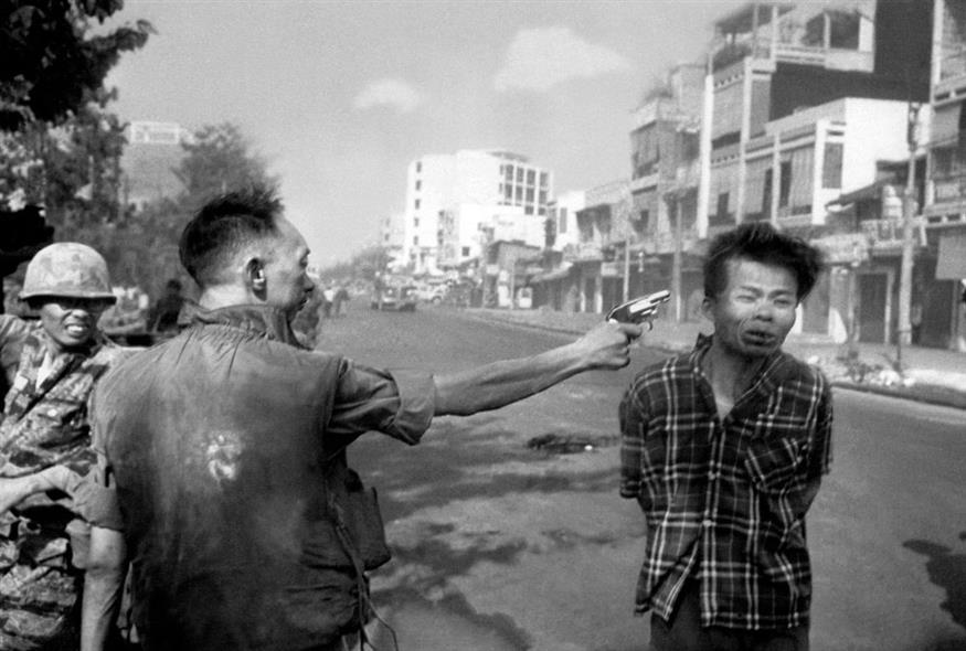 Σαν σήμερα: Η διάσημη φωτογραφία του Βιετνάμ και η απολογία του φωτορεπόρτερ