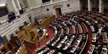 Βουλή: Ψηφίστηκαν τα έργα υποδομής στο πυρόπληκτο Μάτι -Παραφωνία ΣΥΡΙΖΑ, ΚΚΕ, ΜέΡΑ25, που καταψήφισαν