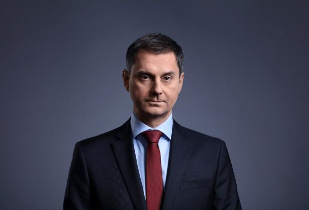 Χάρης Θεοχάρης: Η ΔΕΗ είναι δημόσια, τόσο στη θεωρία όσο και στην πράξη