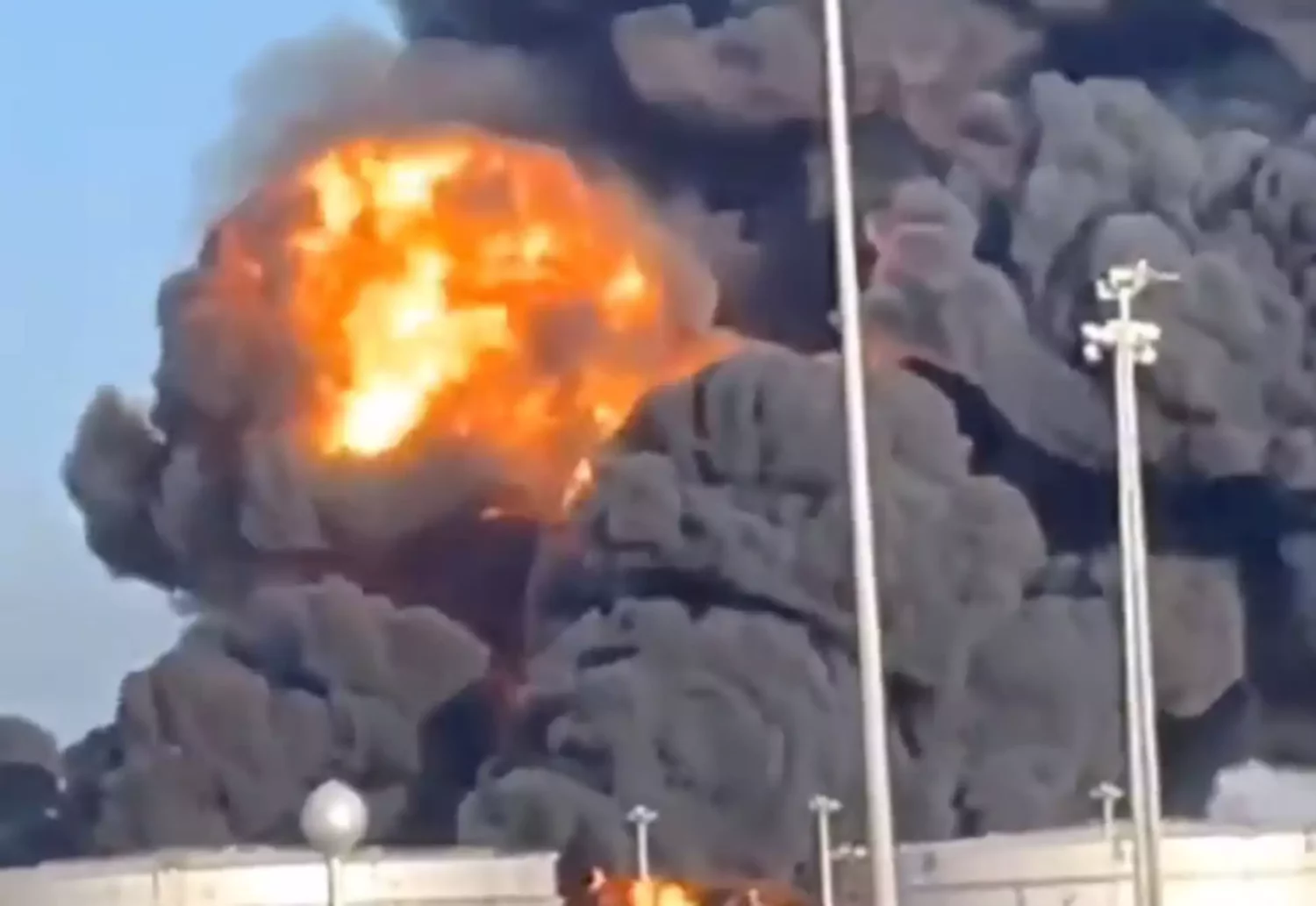 Σαουδική Αραβία: Έκρηξη κοντά στις εγκαταστάσεις της πετρελαϊκής Aramco- Δίπλα από το γκραν πρι της F1