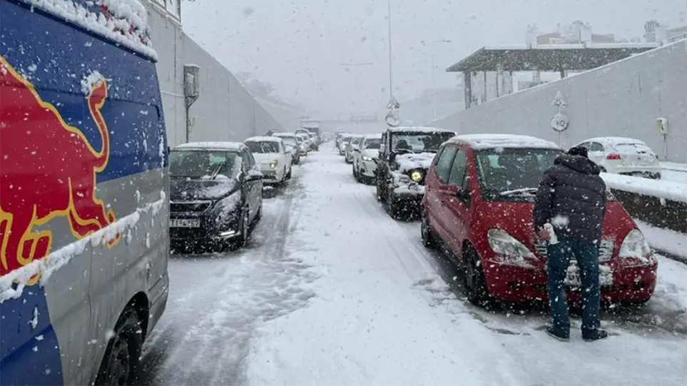 Αττική οδός: H τροχαία ανακοινώνει προληπτικό κλείσιμο τις επόμενες ώρες.
