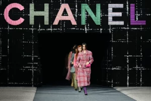 Σειρά podcast από τον οίκο Chanel συστήνει στο κοινό σύγχρονες γυναίκες συγγραφείς
