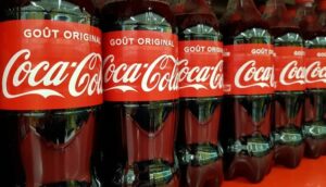 Coca Cola HBC: Χωρίς προβλέψεις για τα μεγέθη 2022, λόγω Ουκρανίας