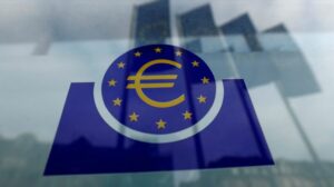 Capital Economics: 3 αυξήσεις επιτοκίων από την ΕΚΤ