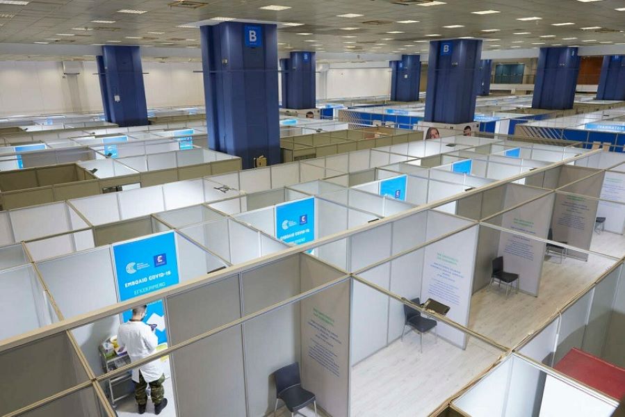 Κορωνοϊός: Ανοίγει σήμερα η πλατφόρμα για το εμβόλιο της Novavax - Τι αλλάζει τον Μάρτιο στην επιδημία