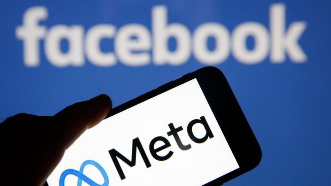 Ρωσία: Μπορεί να ξεμπλοκάρει το Facebook «αν η Meta ζητήσει συγγνώμη»