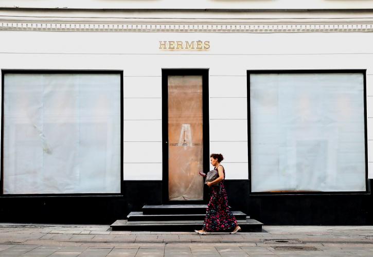 Gucci, Prada, Fendi: Ερήμωσαν τα μαγαζιά των κορυφαίων brands που φεύγουν από τη Ρωσία