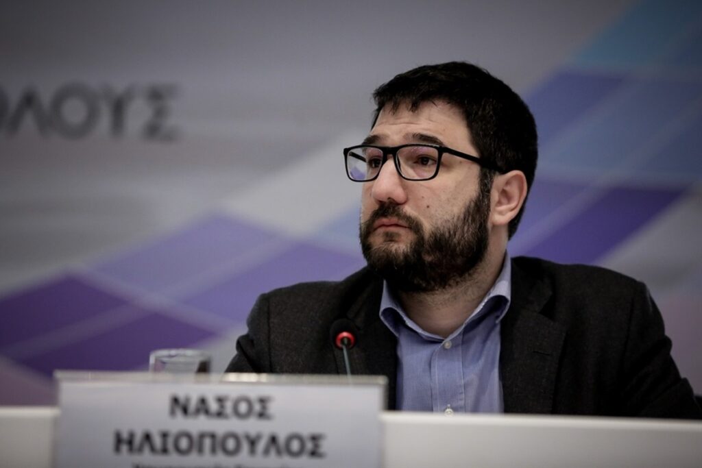 Ηλιόπουλος: Η κυβέρνηση συνεχίζει να στηρίζει την αισχροκέρδεια