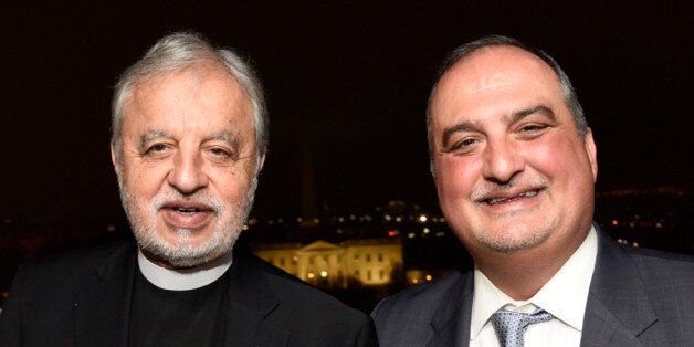 Ο γιος του Father Alex, ο Κοέν της Hard Rock και η πομπή θηριωδών τζιπ στο Κολωνάκι!