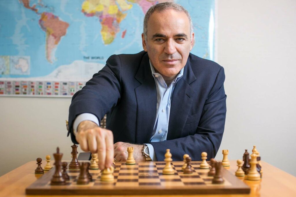 Κασπάροφ: Γιατί ο Πούτιν δεν μπορεί να κάνει… ματ στην Ουκρανία