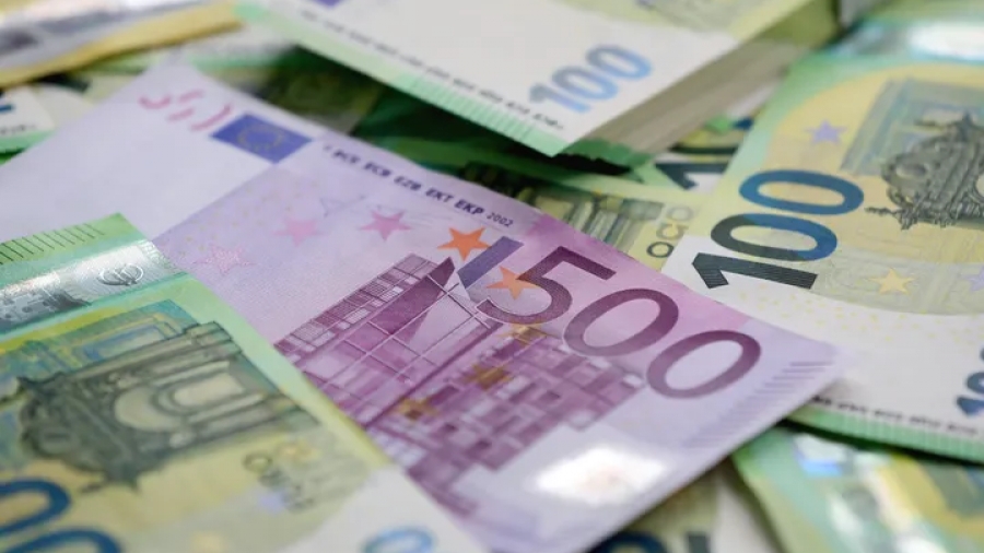 Πάγωσε τις περιουσίες 5 Ρώσων επιχειρηματιών η Ελλάδα