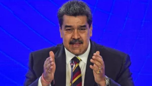Οι ΗΠΑ επαναφέρουν τις κυρώσεις στον πετρελαϊκό τομέα της Βενεζουέλας