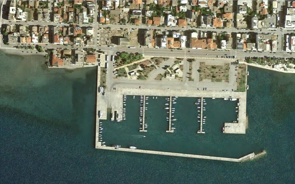 ΤΑΙΠΕΔ: Εκδήλωση ενδιαφέροντος για την παραχώρηση της μαρίνας στην Ιτέα μόνο από τη «DIVING STATUS-Fokis Development»