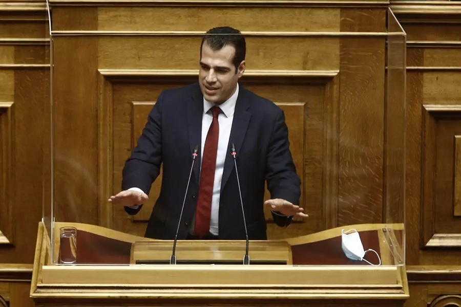 Πλεύρης: Σε καμία περίπτωση δεν αίρεται η μονιμότητα των γιατρών του ΕΣΥ