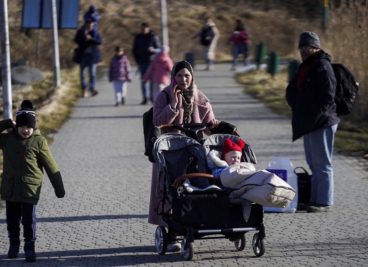 Έως και 15 εκατομμύρια μπορεί να φτάσουν οι Ουκρανοί πρόσφυγες, δηλώνει η Ελβετία