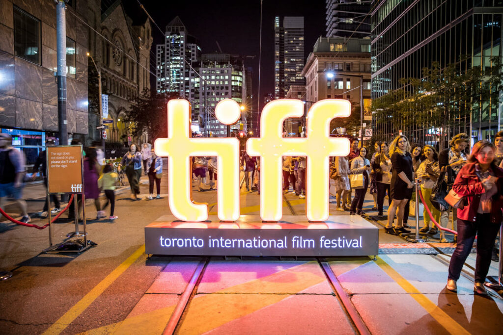 Το TIFF ακυρώνει το κόκκινο χαλί για τις κινηματογραφικές αντιπροσωπείες που υποστηρίζονται από τη Ρωσία