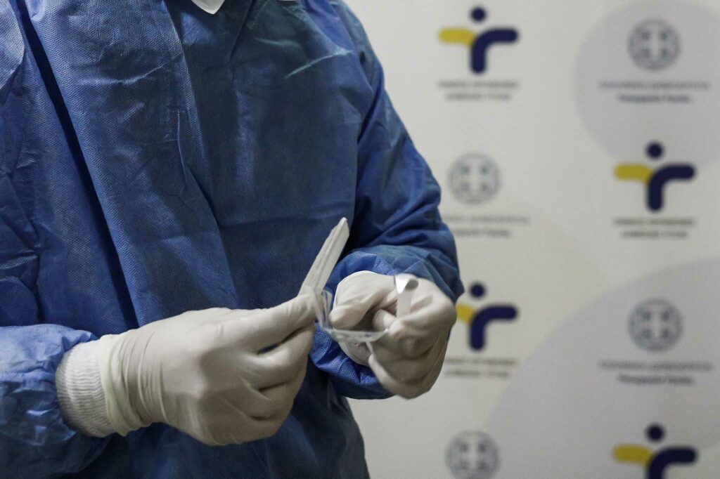 Τζανάκης: Μέχρι και 30.000 τα κρούσματα ως το τέλος Μαρτίου