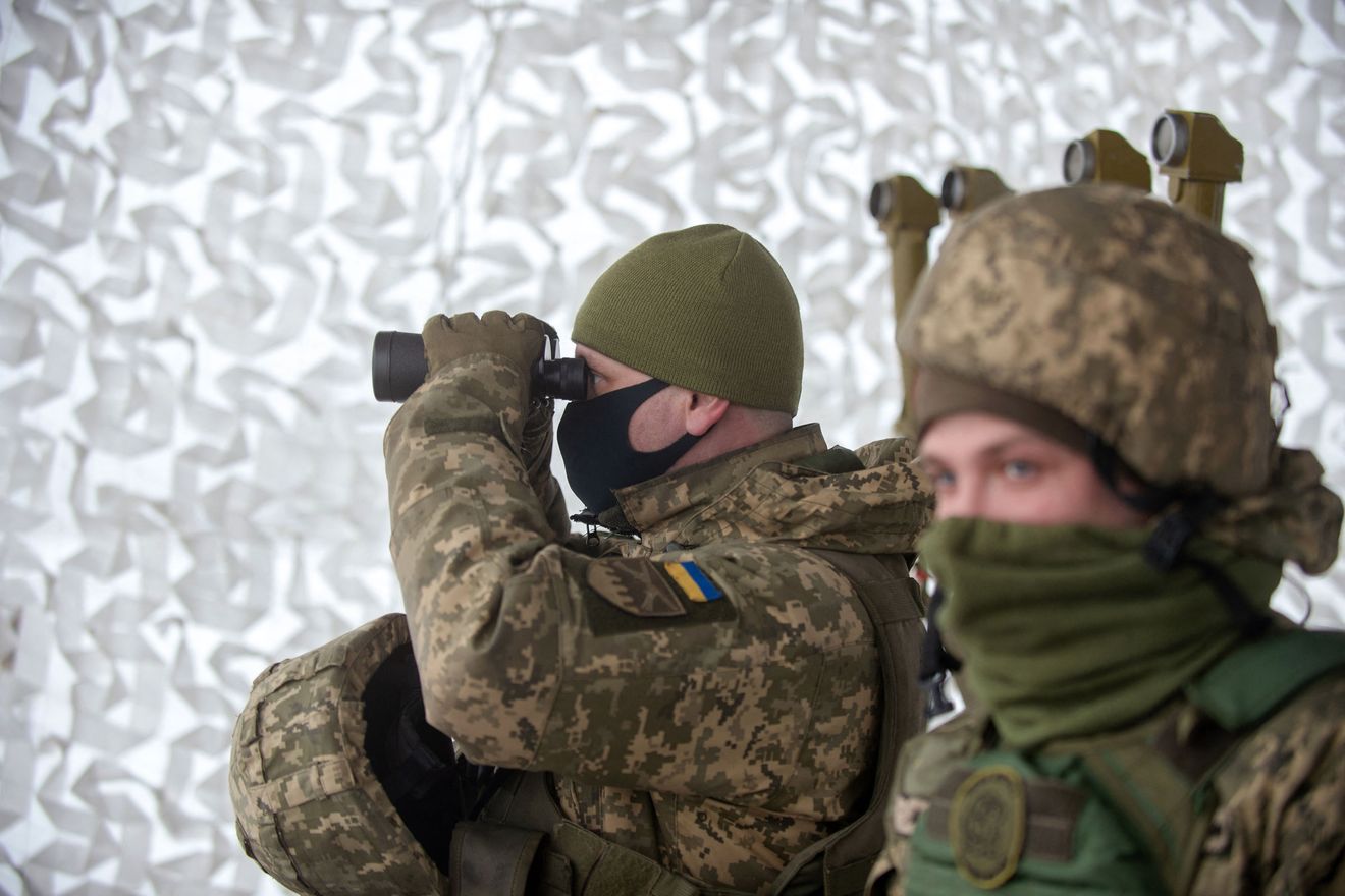Πόλεμος στην Ουκρανία: Στενεύει ο κλοιός στο Κίεβο - Ρωσικά στρατεύματα στη Χερσώνα