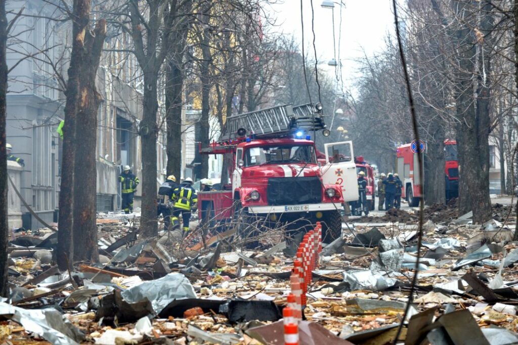 Σε εξέλιξη η απομάκρυνση των Ελλήνων από τη Μαριούπολη