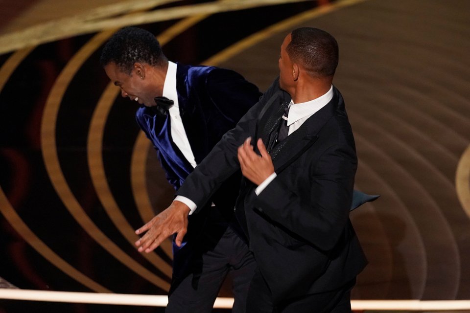 Η δημόσια συγγνώμη του Will Smith στον Chris Rock - «Ντρέπομαι, ξέφυγα»