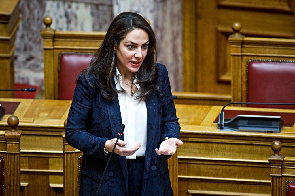 Δόμνα Μιχαηλίδου, Υπουργείο Εργασίας & Κοινωνικών Υποθέσεων.