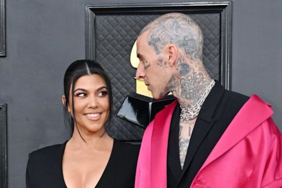 Kourtney Kardashian και Travis Barker παντρεύτηκαν μυστικά στο Las Vegas