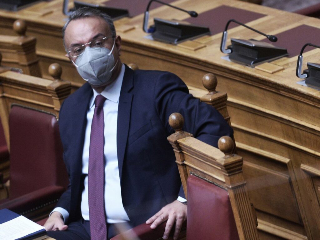 Ο Σταϊκούρας κατέθεσε συμπληρωματικό προϋπολογισμό -«Μαξιλάρι» 2,6 δισ. ευρώ