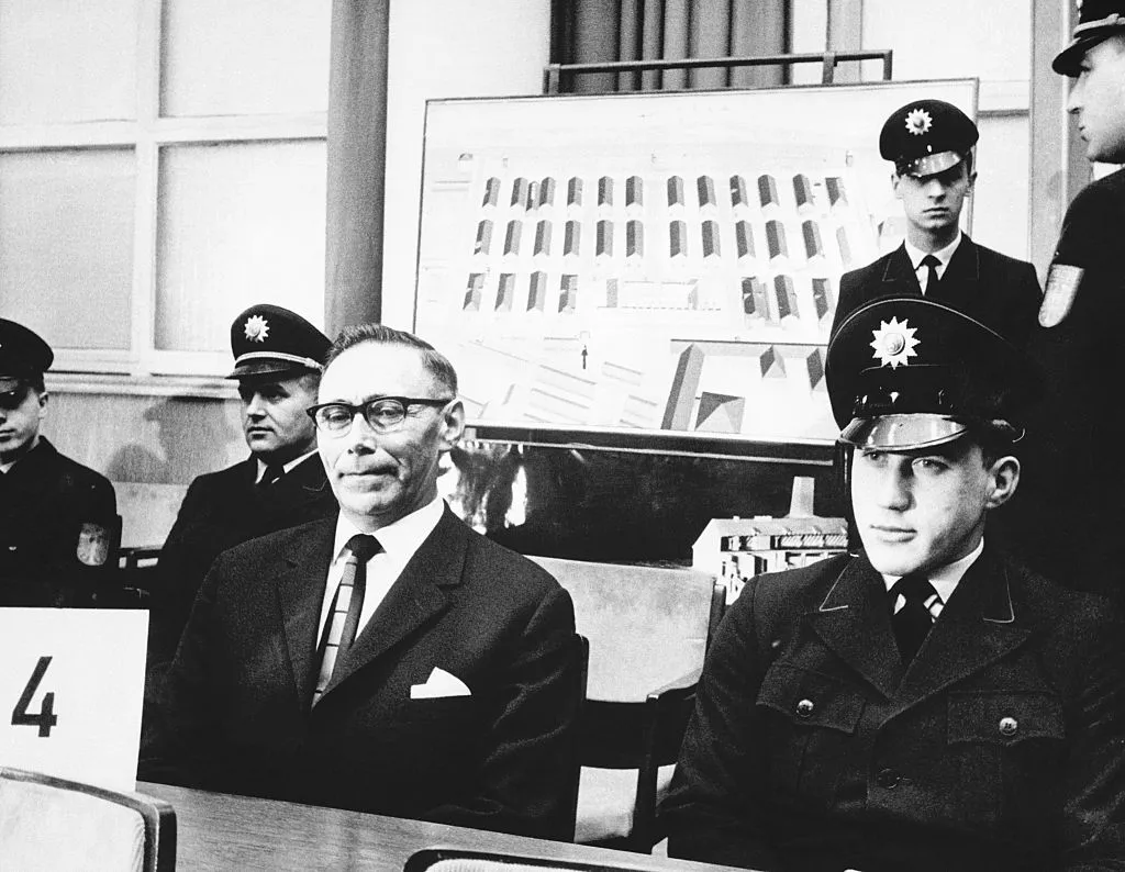 O Τίγρης του Άουσβιτς: O αδίστακτος ανακριτής των ναζί