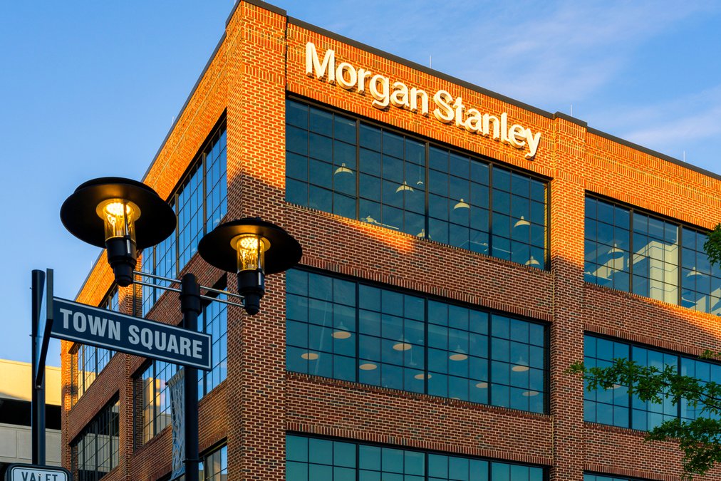 Morgan Stanley: Βλέπει επενδυτική βαθμίδα για την Ελλάδα το 2023