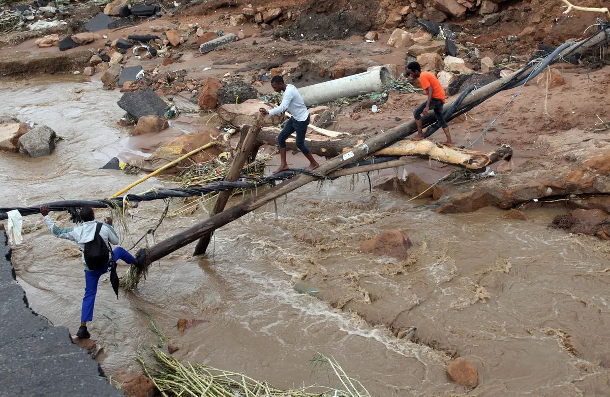 Νότια Αφρική: Σε 253 οι νεκροί από τις καταστροφικές πλημμύρες στην ανατολική ακτή