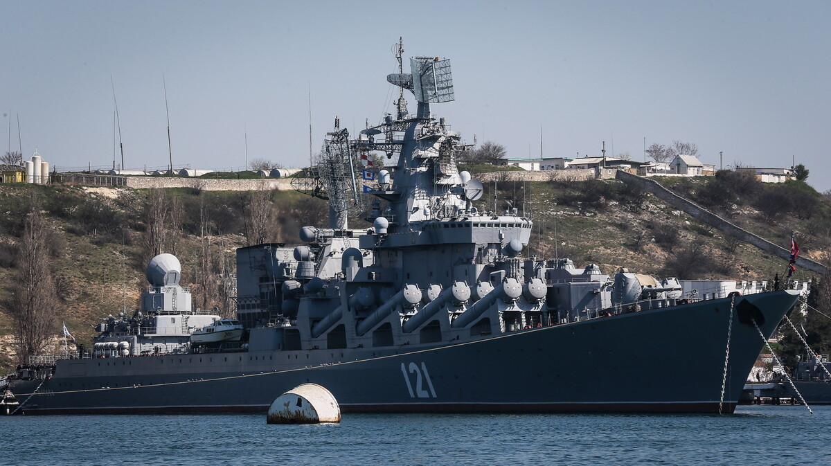 Ουκρανία: Βυθίστηκε η ναυαρχίδα «Moskva» κατά τη ρυμούλκησή της