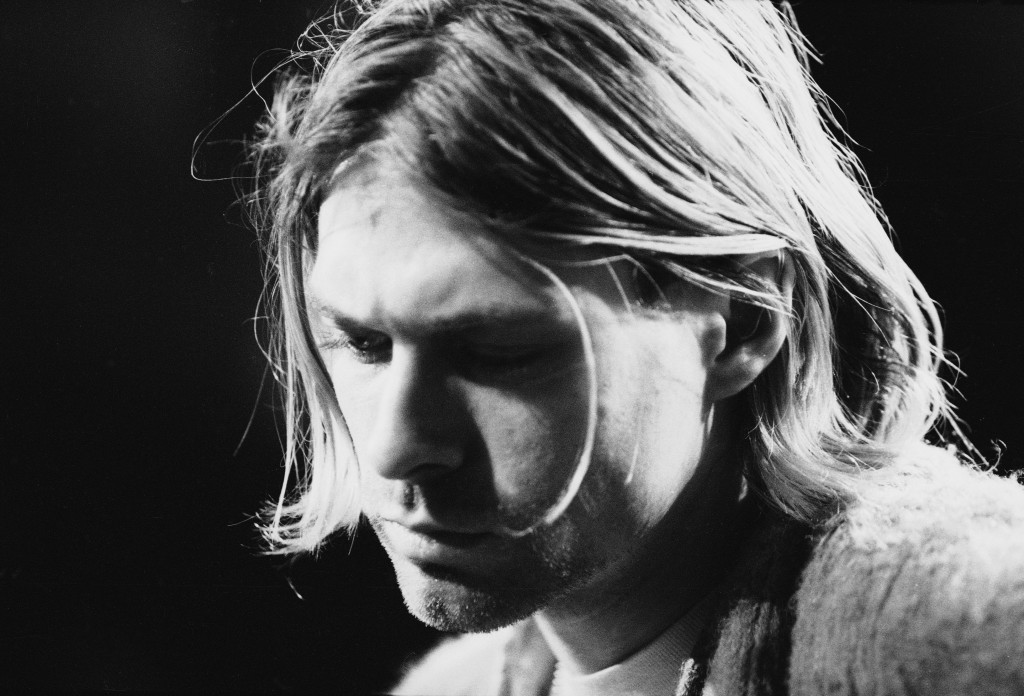220415151032_cobain5