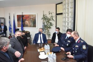 Θεοδωρικάκος: Σταθερή στρατηγική μας η ενίσχυση της αστυνομικής παρουσίας στις γειτονιές