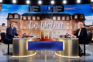 Γαλλικές εκλογές: Το debate Μακρόν και Λεπέν - Πιο «πειστικός» ο Γάλλος πρόεδρος