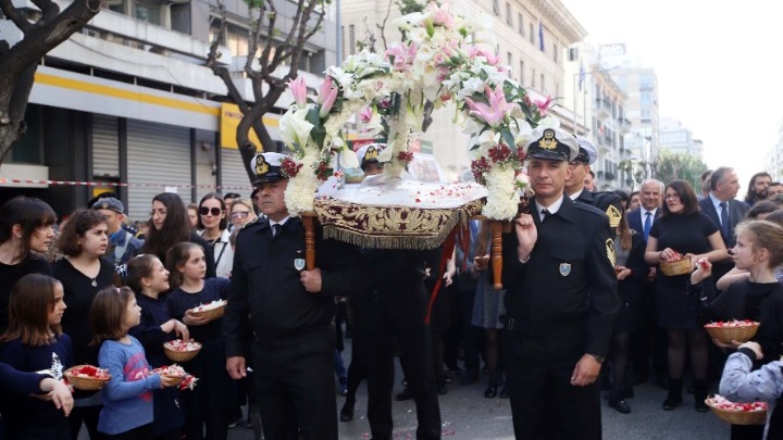 Θεσσαλονίκη: Ποιοι δρόμοι κλείνουν λόγω περιφοράς Επιταφίων