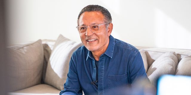 Η ζωή του γνωστού σχεδιαστή μόδας Έλι Ταχάρι έγινε ντοκιμαντέρ