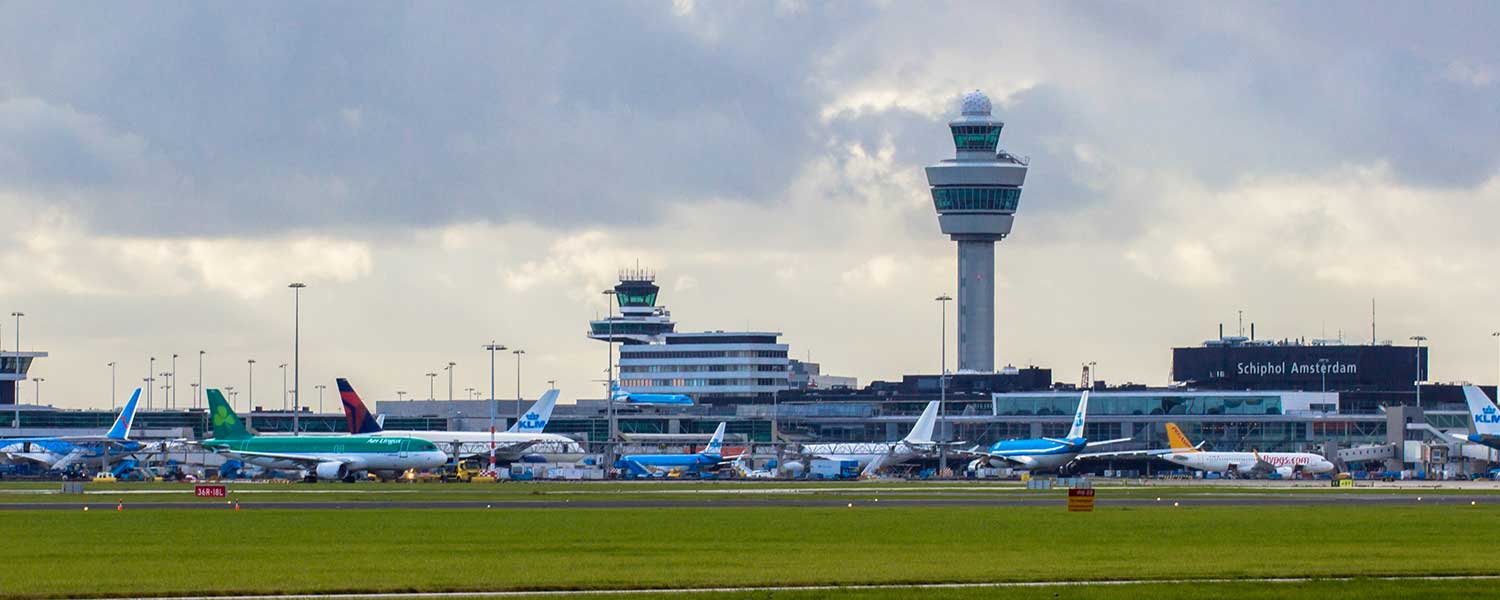 Χάος στο αεροδρόμιο Schiphol του Άμστερνταμ προκάλεσε απεργιακή κινητοποίηση του προσωπικού εδάφους
